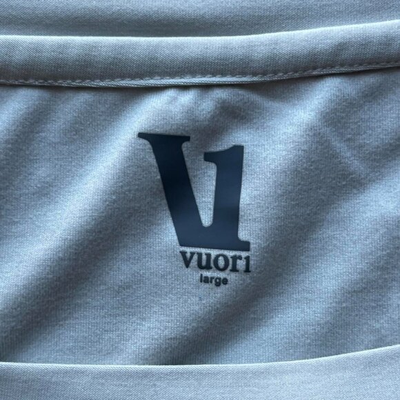 Vuori Shirt Mens Large White Curved Hem Atheltic Yoga Short Sleeve Tshirt - Picture 2 of 6